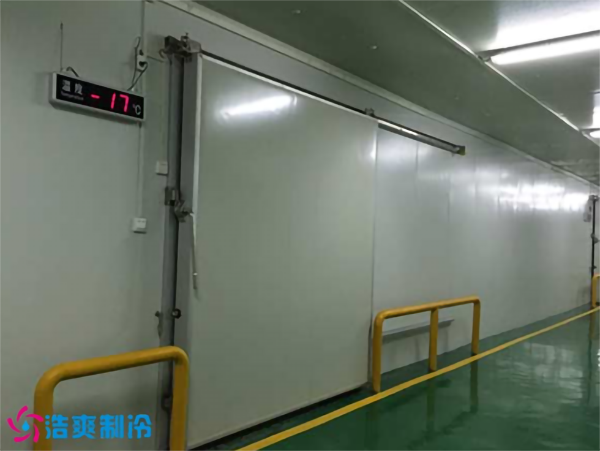 建造一个小型冷库有哪些常见注意事项？