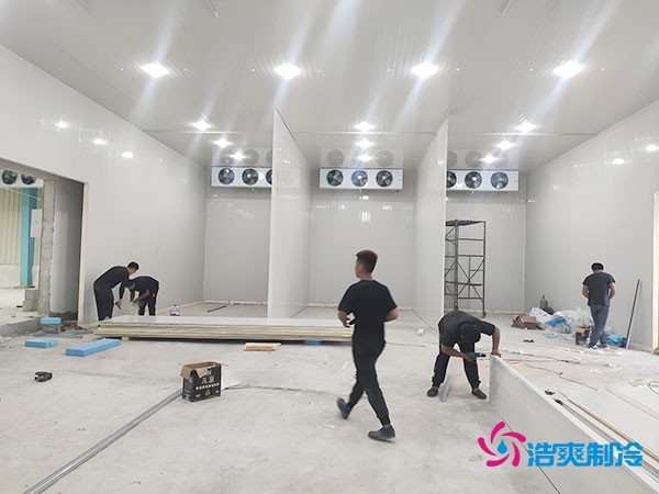 万吨冷库建造施工现场